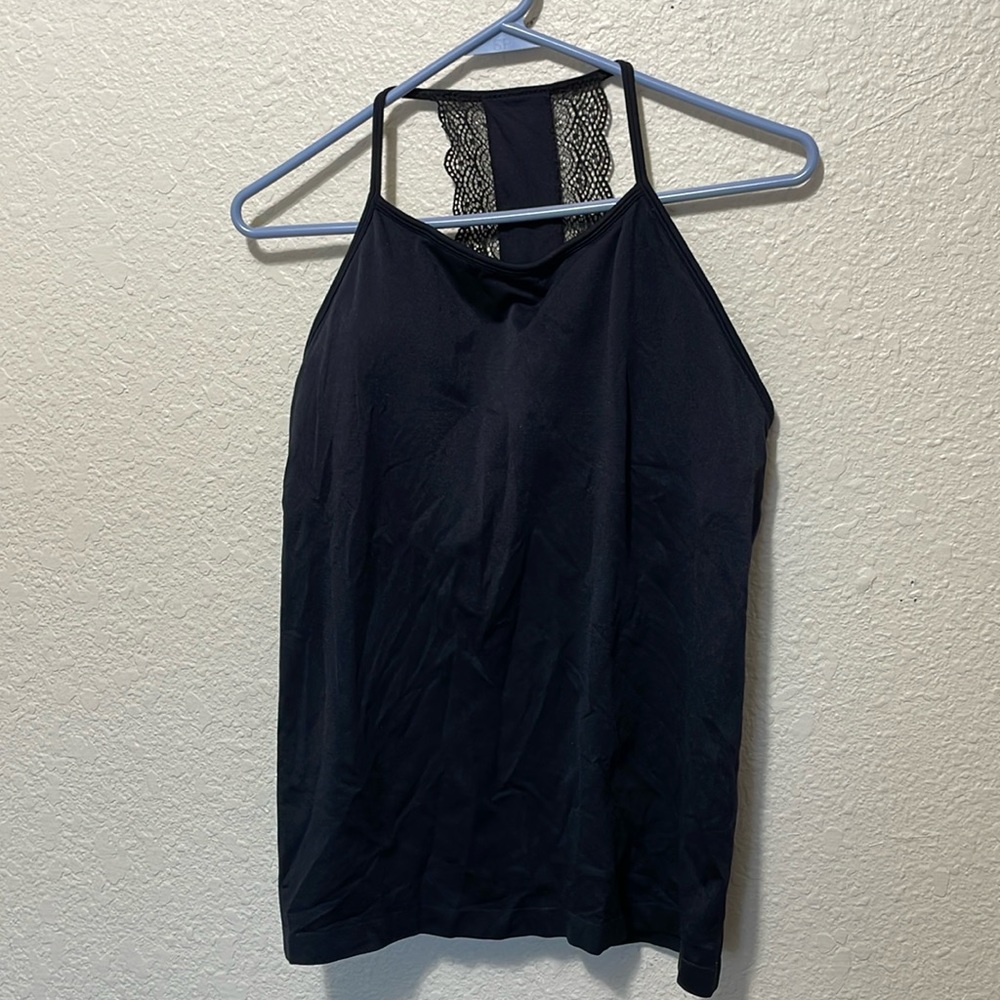 Fabletics Women's Black Bra Lined Camisole. Very Good Condition. Size M.